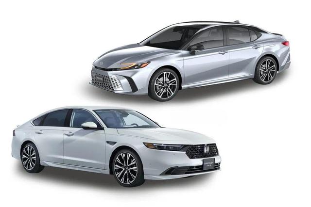 تویوتا کمری بهتر است یا هوندا آکورد؟