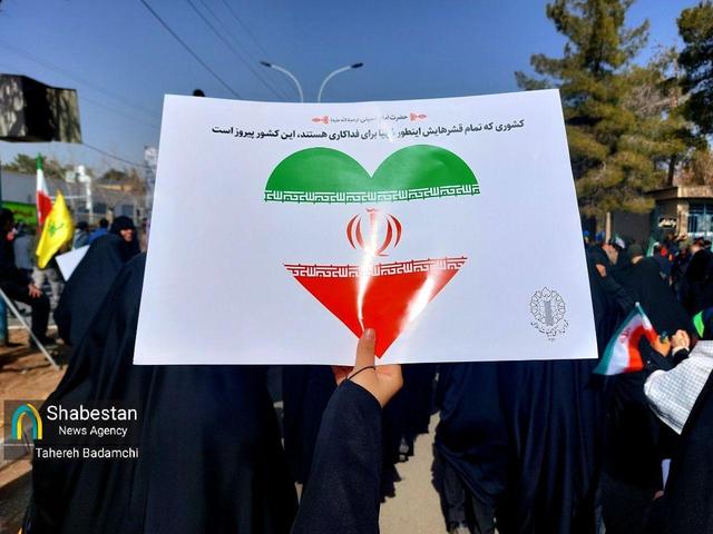 کرمان در آستانه فجر چهل و هفتم؛ صدها برنامه از سالروز ورود امام تا پیروزی انقلاب