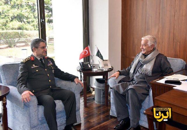 رایزنی‌های مقام نظامی ترکیه در پاکستان درباره تحولات منطقه‌ای و روابط راهبردی