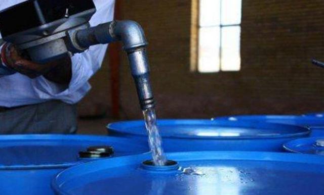 میزان ذخیره سازی نفت سفید در انبارهای منطقه ارومیه در وضعیت مطلوبی است