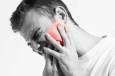 صدا دادن فک چقدر خطرناک است؟ چطور درمان کنیم؟