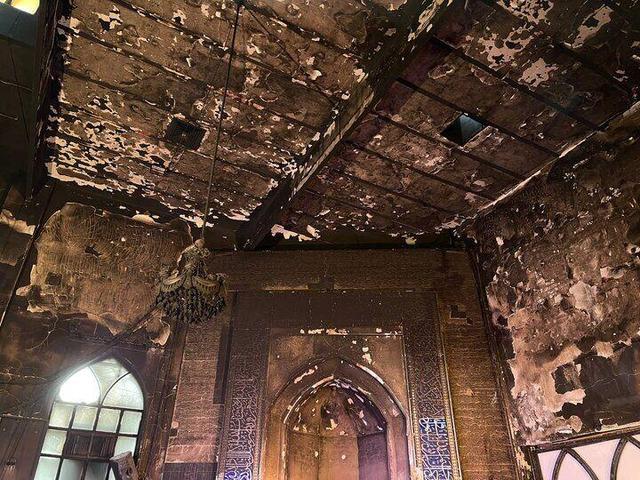 حملات گسترده به مساجد، حسینیه‌ها و اماکن مذهبی، ادامه روند دین‌زدایی و اسلام‌ستیزی خاندان منحوس پهلوی بود