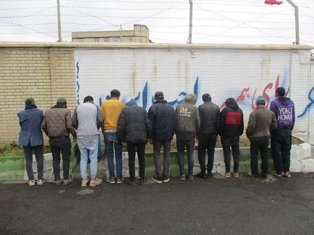 ۱۷ معتاد متجاهر در مبارکه جمع‌آوری شدند