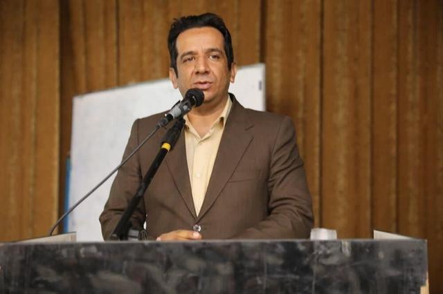 فرح بخش: مدیران مدارس کرمان زمینه‌ ساز تحول بنیادین در آموزش باشند