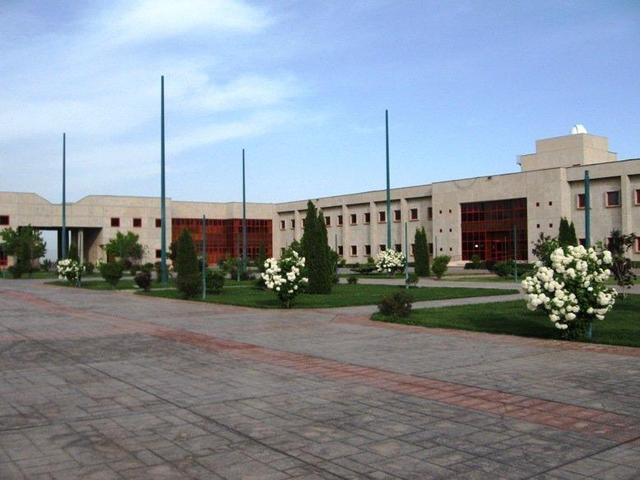 ۳ استاد دانشگاه تحصیلات تکمیلی زنجان درجمع یک درصد پژوهشگران برتر جهان