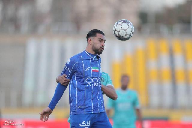 طعنه سنگین هواداران استقلال به مهاجم‌شان با واژه «زهردار»!