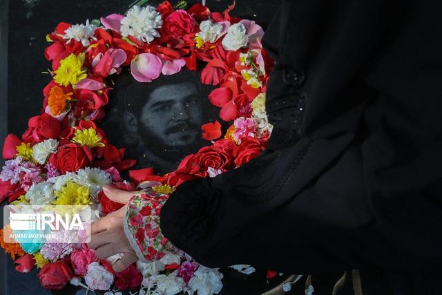 مردم و مسوولان قشم به میهمانی لاله‌ها رفتند