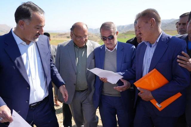 ۷ پروژه ورزشی در شهرستان کهگیلویه افتتاح و کلنگ‌زنی شد