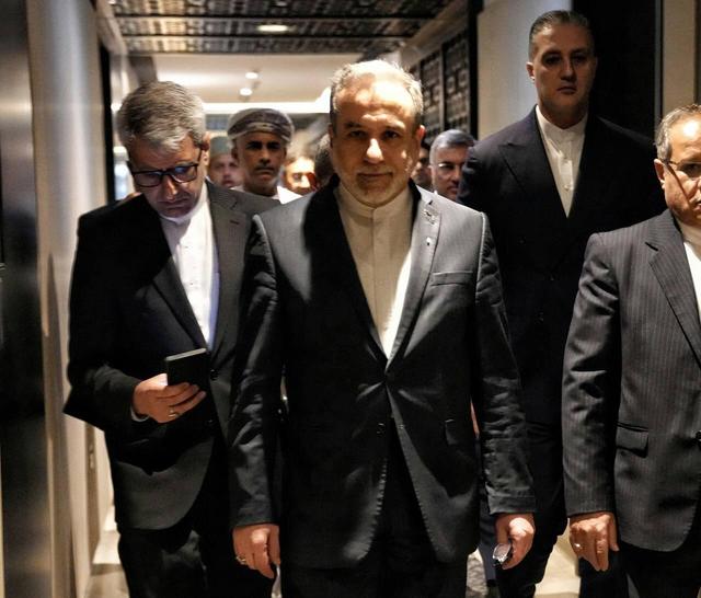 عراقچی: تاکید کردیم که لازمه گفت و گو خودداری از فشار و تهدید است / گفت و گوها با آمریکا صرفا هسته‌ای است