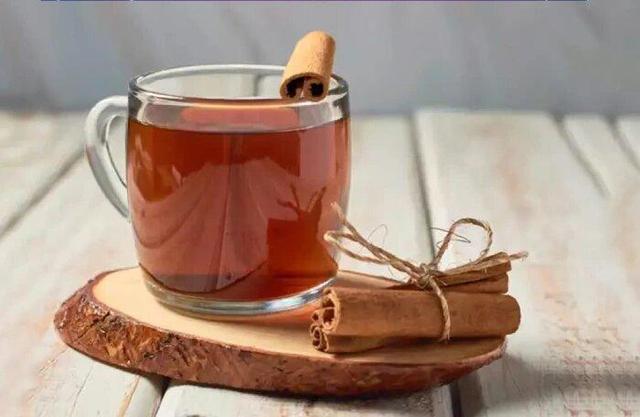 مصرف چای و کافئین در بارداری مضر است؟