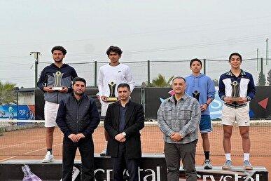 سام عطاران قهرمان بخش انفرادی و دو نفره مسابقات بین‌المللی تنیس جوانان در ساری شد