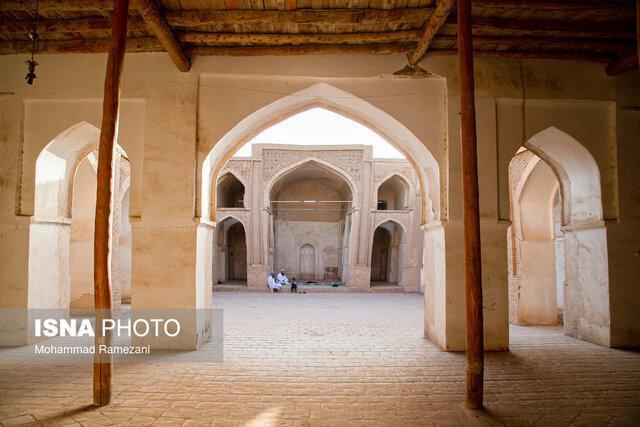 مسجد جامع سنگان، بنایی ایستاده در دل دشت‌های خشک و خاموش خراسان