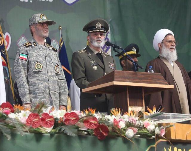 سرلشکر موسوی: در عین آمادگی علاقه‌ای به شروع یک جنگ منطقه‌ای نداریم