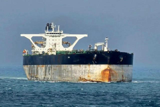 نیروی دریایی هند سه نفتکش ایرانی را توقیف کرد