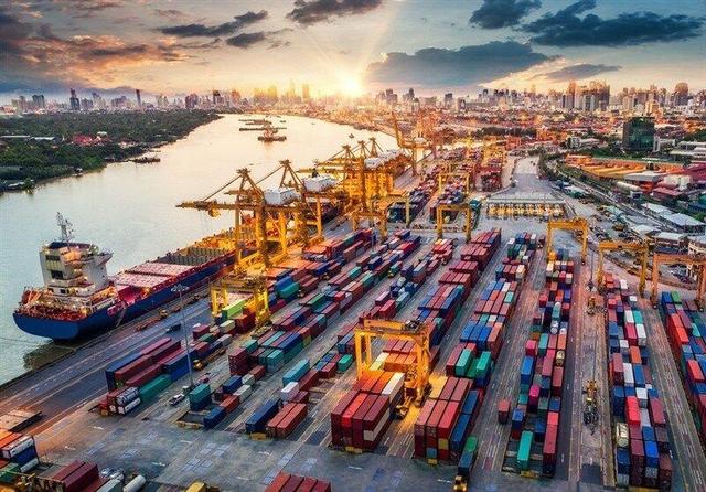 صادرات ۴.۴ میلیارد دلاری از گمرکات آذربایجان‌غربی