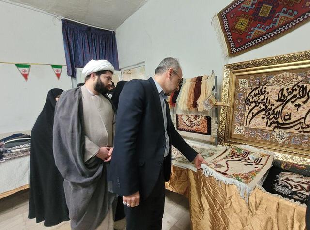 نمایشگاه فرهنگ و هنر مهنا جلوه‌ای امیدآفرین از ظرفیت‌های فرهنگی و هنری روستاها و عشایر است