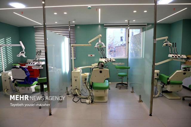 ۴۶۲ خدمت درمانی رایگان مانور بهداشت و درمان هلال‌احمر بیرجند ارایه شد