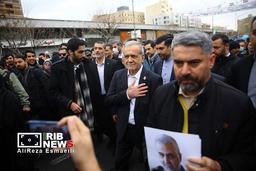 حضور رئیس جمهور در راهپیمایی ۲۲ بهمن ۱۴۰۴