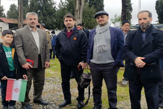 حضور دانشگاهیان دانشگاه آزاد نوشهر در راهپیمایی ۲۲ بهمن