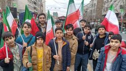 ویدئو | حضور دهه هشتادی و نودی‌ها در راهپیمایی ۲۲ بهمن