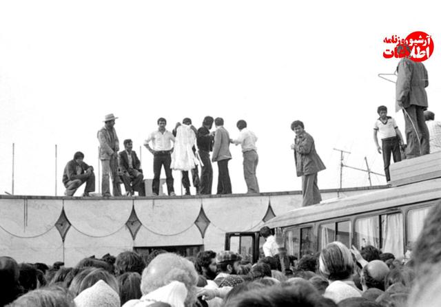 حراج لباس‌های شمس پهلوی، خواهر شاه در کرج؛ اسفند ۵۷