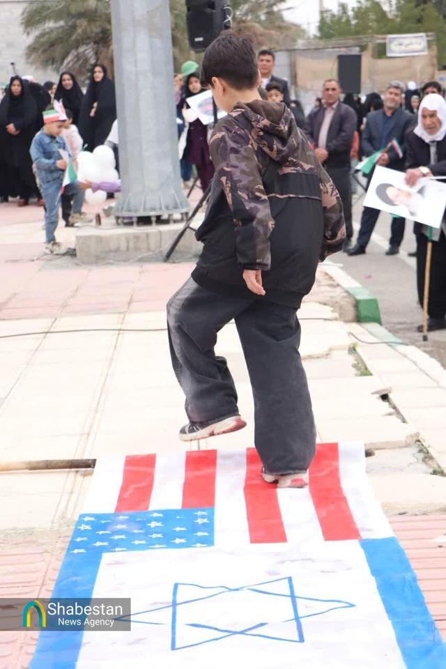 خیابان‌های ایلام میزبان حضور مردمی ۲۲بهمن