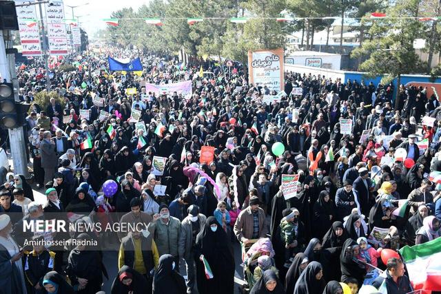 سخنرانی حجتالاسلام شیرازی در اجتماع باشکوه ۲۲ بهمن بیرجند