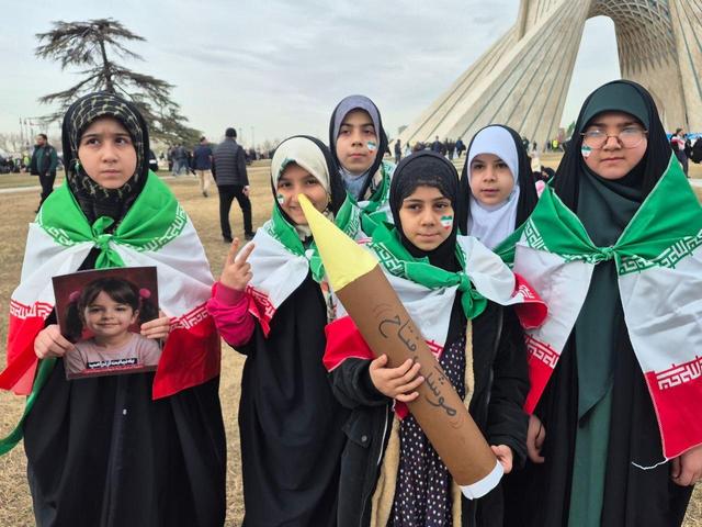 وفاداری به وطن، از نگاه دختران غرورآمیز کشورمان