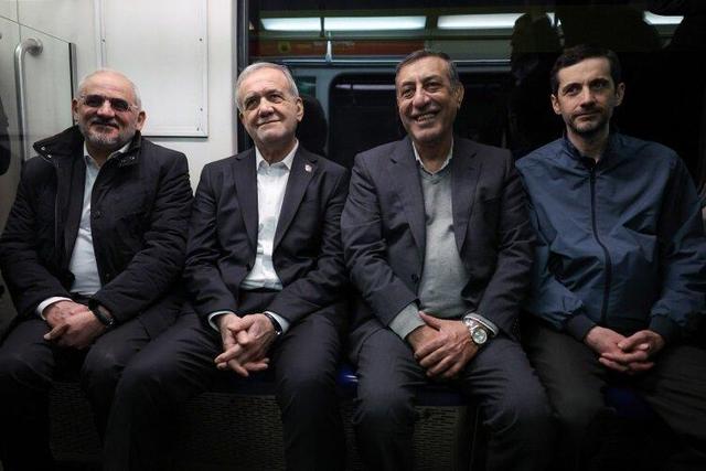 قائم پناه: همراه مردم و رئیس جمهور با مترو از راهپیمایی بازگشتیم