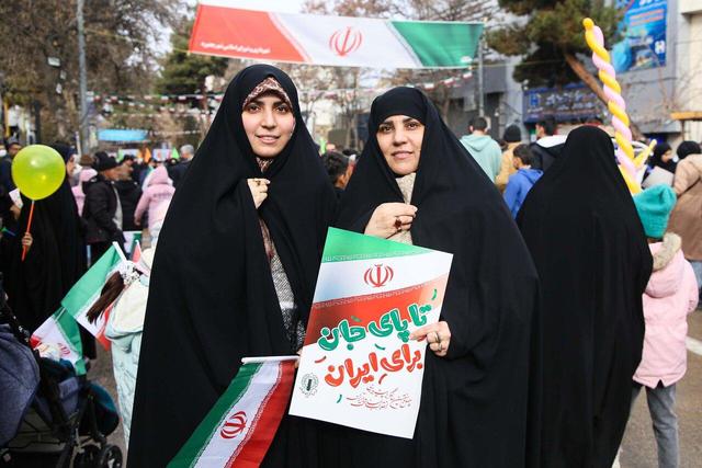 حضور حماسی مردم شهرستان علی آباد کتول در راهپیمایی روز ۲۲ بهمن