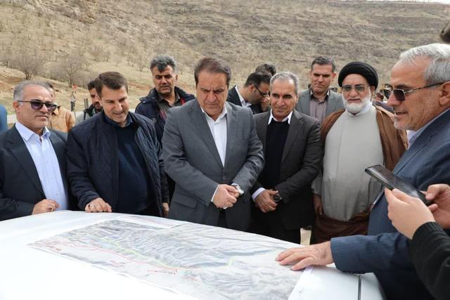 پروژه چهارخطه ایوان ـ اسلام‌آبادغرب در حال اجرا است