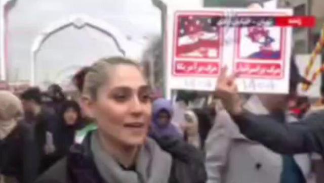 پیام این زن بدون حجاب در راه‌پیمایی امروز: یا مرگ یا وطن! +ویدیو