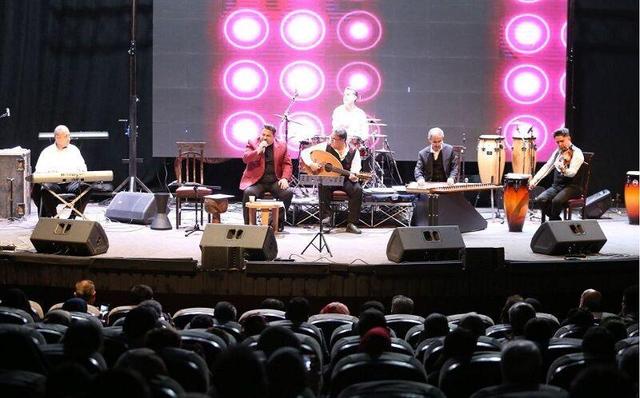 «خاطره‌ها»، موسیقی مردمی ۶۰ سال گذشته را روایت کرد