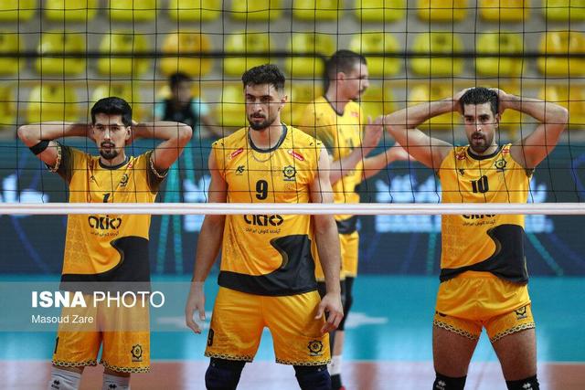 کام‌بک پیکان و فرصت‌سوزی والیبال شهداب/ تیم عطایی صدرنشین ماند