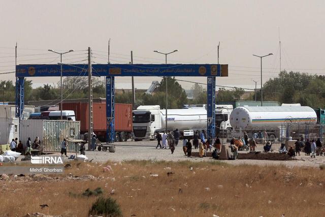 مسیر جدید ورود ناوگان حمل و نقل از افغانستان به منطقه آزاد دوغارون احداث شد