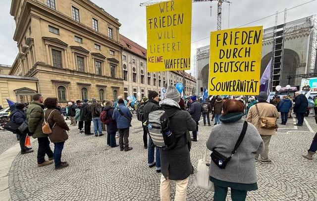 تجمع علیه کنفرانس امنیتی مونیخ و ارسال تسلیحات به کی‌یف