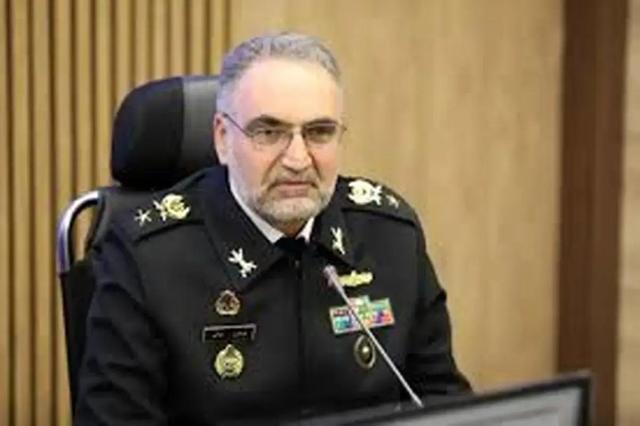 دریادار بمانی: یگان‌های دریایی باید همیشه آماده باشند