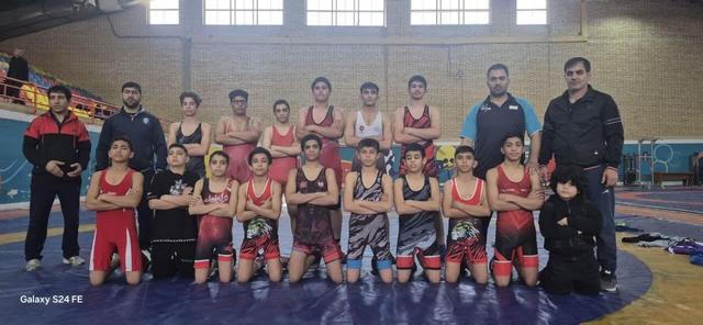 آکادمی شهیدان علی پناه، قهرمان لیگ نونهالان کشتی آزاد خرم آباد شد