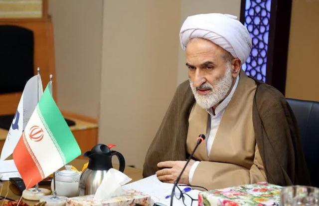 یوسفی: کاهش قدرت خرید مردم نتیجه سیاست‌های نادرست ارزی است