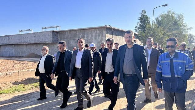 بازدید مدیرعامل شرکت آب و فاضلاب از تصفیه‌خانه فاضلاب غرب اهواز