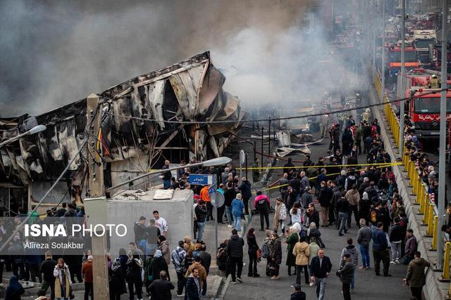 شهرداری غرفههای موقت و کمک بلاعوض برای مالباختگان بازار جنت در نظر بگیرد