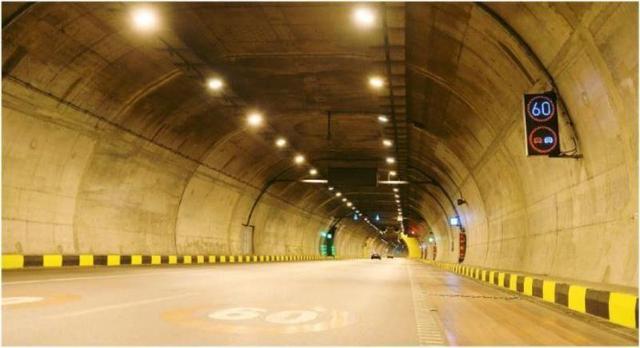 احداث تونل البرز غربی به پایان پروژه منطقه ۲ آزادراه تهران-شمال کمک می‌کند