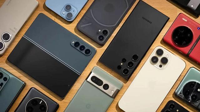 قیمت روز انواع تلفن همراه ۳۰ بهمن ۱۴۰۴