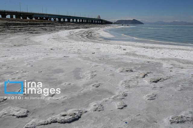 اجرای گسترده طرح‌های مقابله با بیابان‌زایی در اطراف دریاچه ارومیه