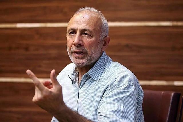 استاد دانشگاه تهران، ناوها امریکا در منطقه، چه تاثیری بر بازی دیپلماسی دارد؟/ به سود هیچیک از طرفهای مذاکره نیست