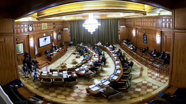 رد صلاحیت 4عضو شورای شهر فعلی که مخالف زاکانی اند/ حضور چهره نزدیک به زاکانی در میان بررسی کنندگان صلاحیتها، کار خودش را کرد