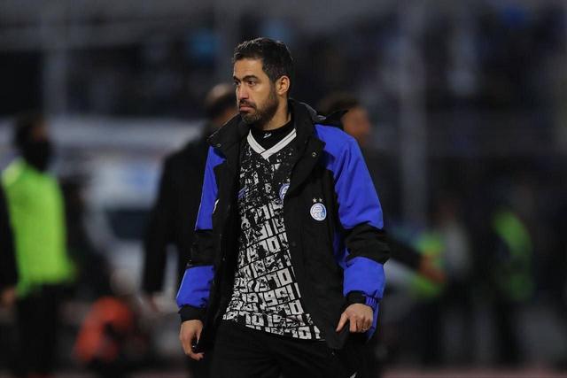 واکنش خسرو حیدری به قهر از تمرین استقلال؛ خواستم ساپینتو را برگردانم، زیر پای خودم خالی شد!