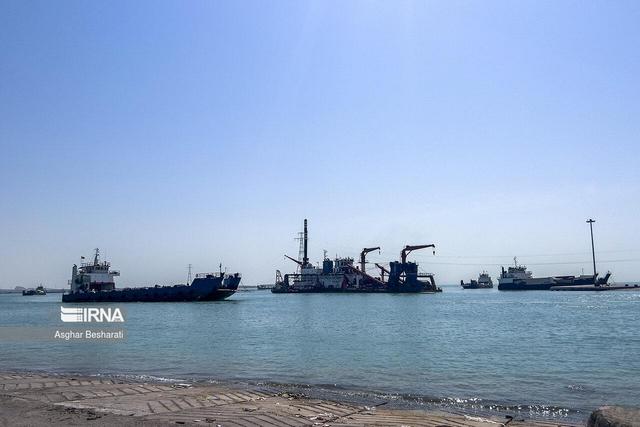 ۸۴۰ هزار متر مکعب لایروبی برای توسعه بندر گناوه انجام شد