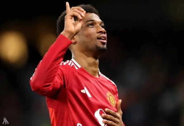 ستاره مسلمان منچستر یونایتد: قرآن به من آرامش می‌دهد