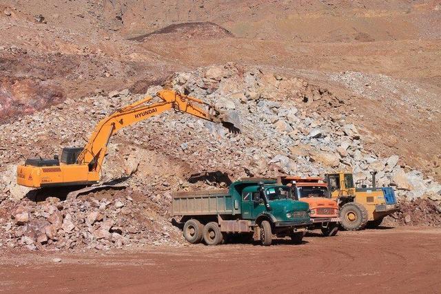 نماینده مجلس: مشکلات تأمین سوخت معادن نیازمند رسیدگی فوری است
